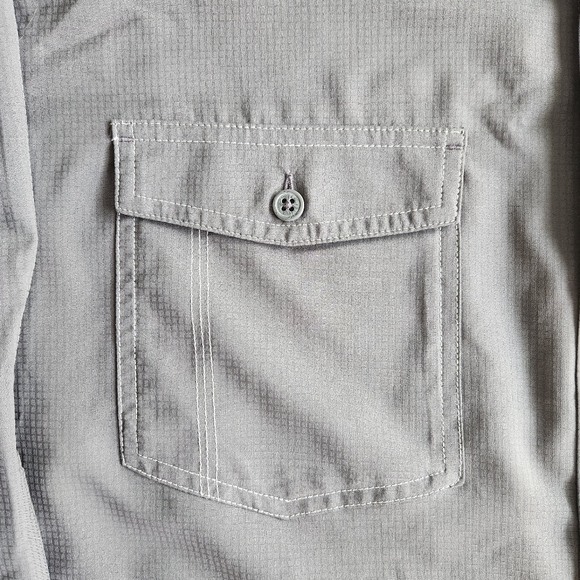 Columbia Men's XL Button Down Shirt Gray Lightweight GUC Comfortable - Picture 3 of 7